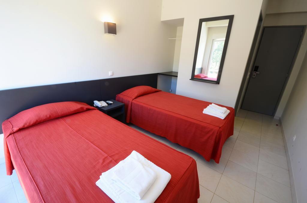 Guest House Boliqueime Esterno foto