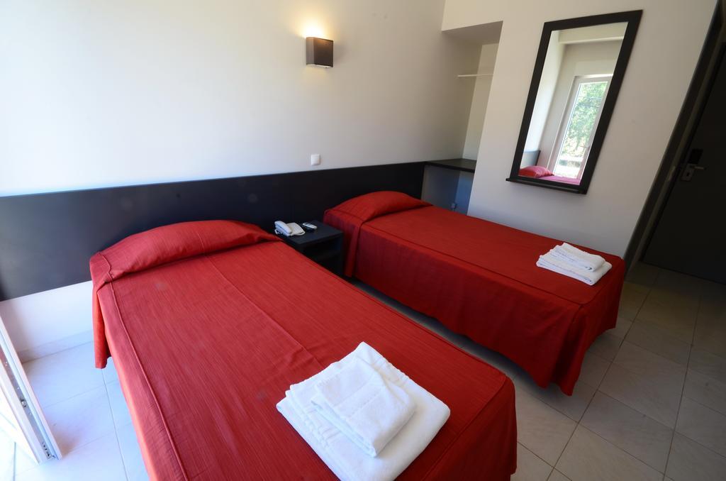 Guest House Boliqueime Esterno foto